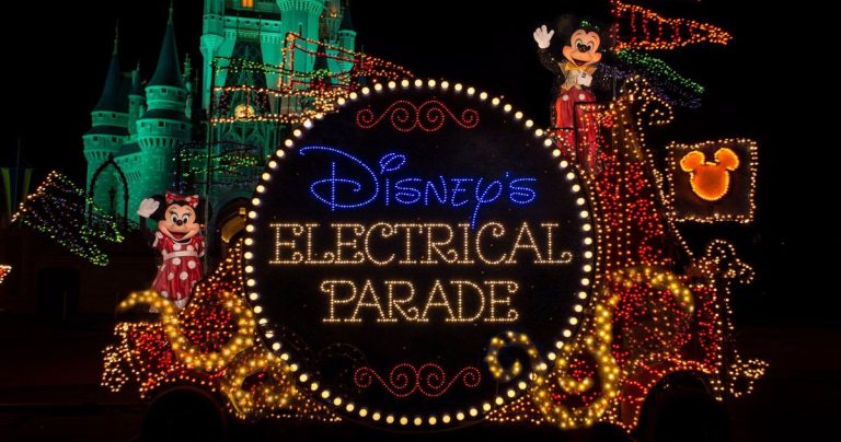 La parade électrique de la rue principale de Disney revient à Disneyland pour un temps limité cet été