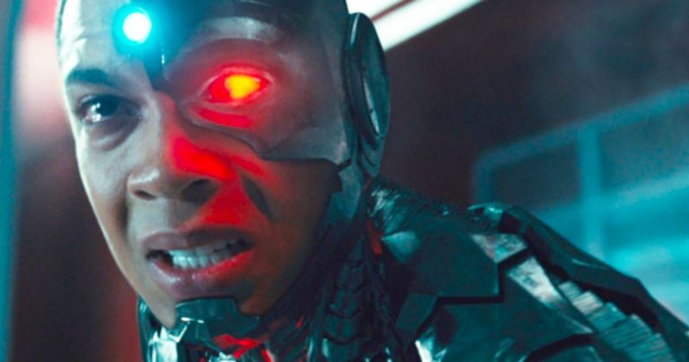Zack Snyder publie une photo déchirante du Cyborg Photo de Synder Cut
