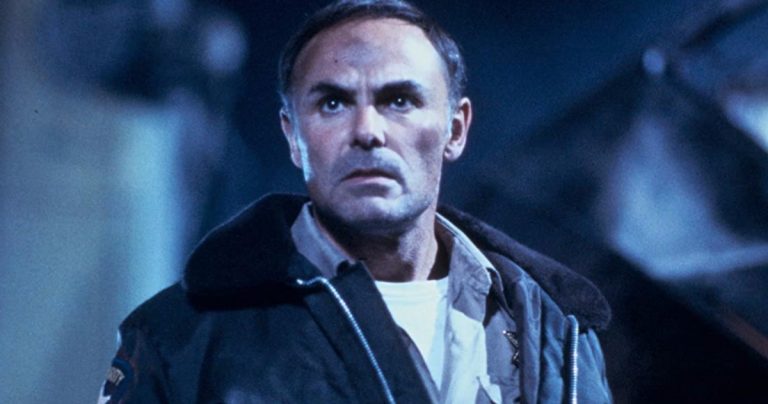 John Saxon meurt, un cauchemar sur Elm Street, entrez dans l'étoile du dragon et l'icône du culte avait 83 ans