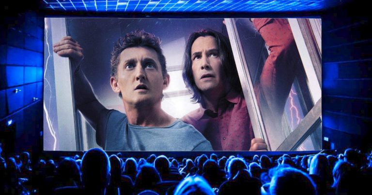 La plupart des cinémas américains peuvent rester fermés jusqu'au milieu de 2021 selon un analyste de Disney