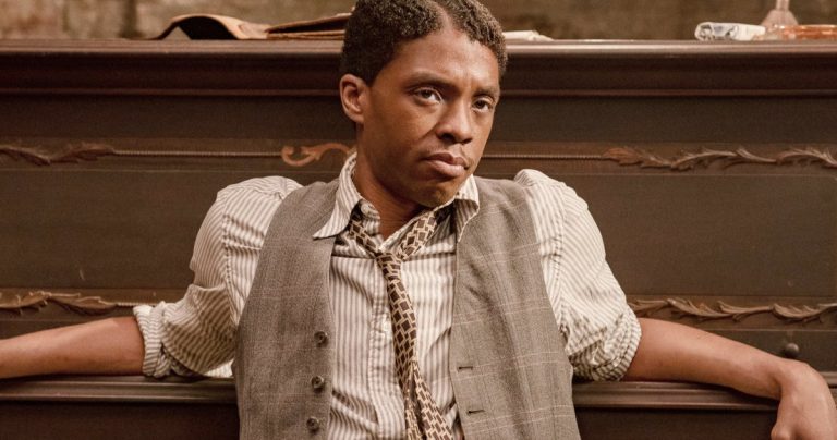 Les fans de Chadwick Boseman veulent qu'il remporte un Oscar pour le fond noir de Ma Rainey de Netflix.