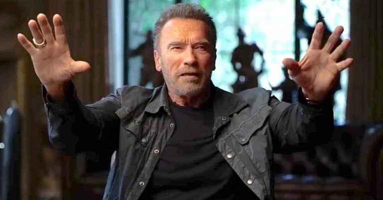 Arnold Schwarzenegger a failli mourir d'une opération du coeur juste avant de tourner Terminator 6

